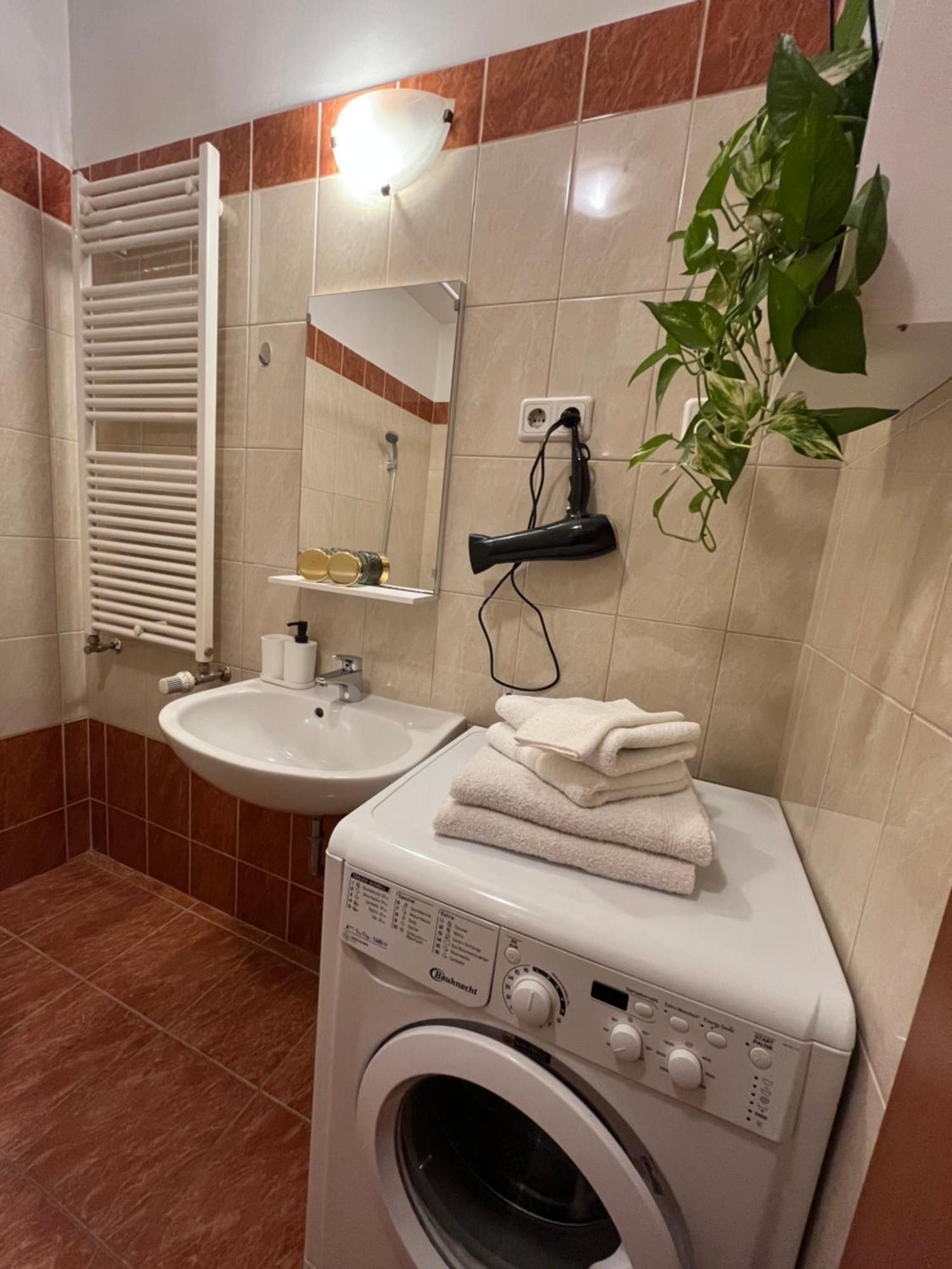 Rozsa Street Boutique Appartement *